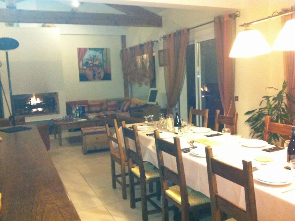 Les Terrasses De Castelmerle Niaux 0*,